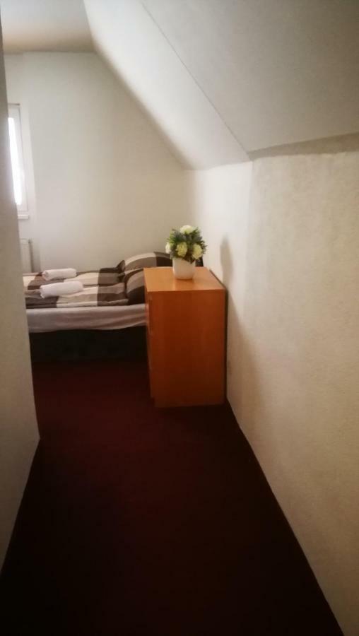 Pensjonat Chata Eliska Stará Lesná Zewnętrze zdjęcie